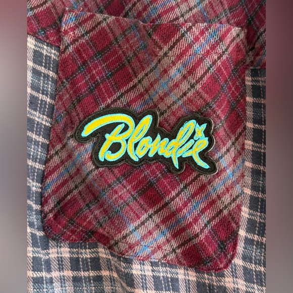 Upcycled BLONDIE Graphic Tee On REWIND Mixed Patterns Flannel Shirt Size XL - Picture 5 of 8